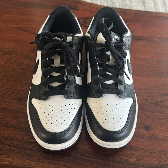 Nike Black and White low dunk pandas - Picture 4 of 6